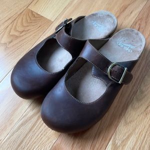 Dansko Clogs, Size 39